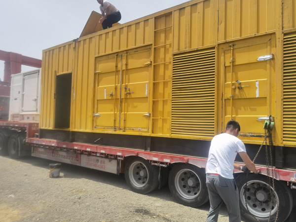 铜仁除了负载情况和发动机维护，还有哪些因素会影响 200kw 柴油发电机的油耗？