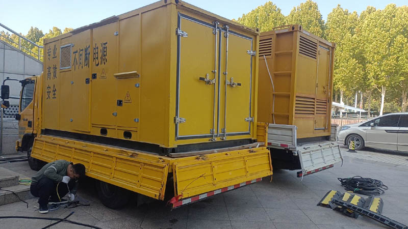 铜仁柴油发电机组和UPS电源配合使用时的注意事项