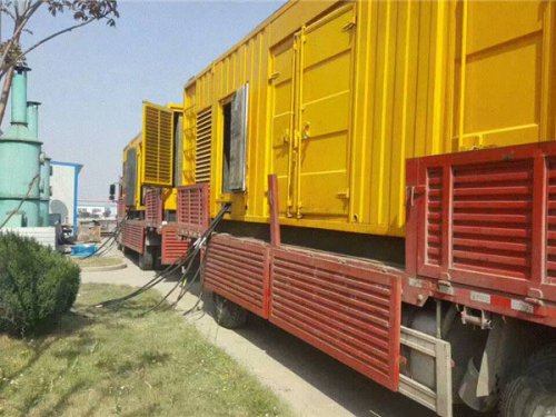 铜仁柴油发电机组如何和变压器配合使用？