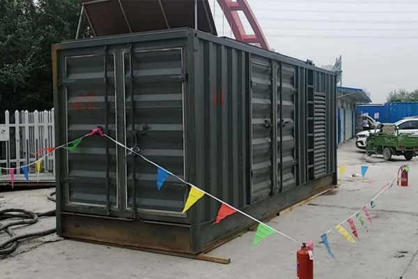 铜仁发电机租赁空气滤清器多久更换一次？