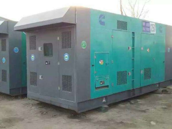 铜仁合同中关于工期延误的责任如何界定和处理？